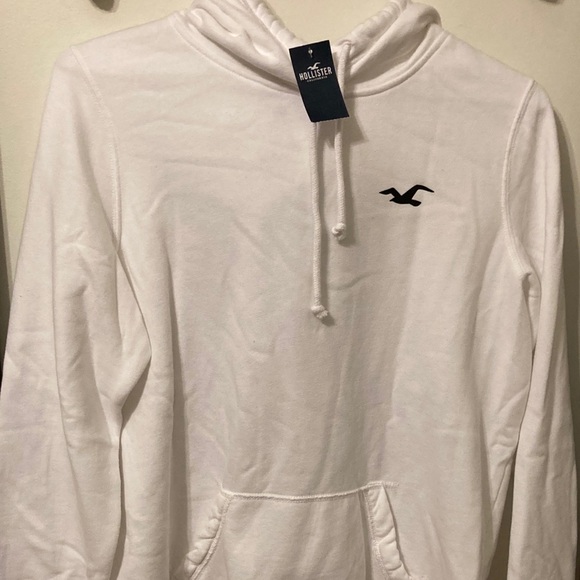 Hollister Pull over Hoodie - Picture 2 of 3
